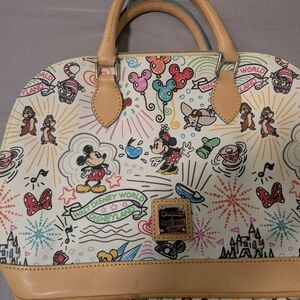 Limited Edition - Dooney & Bourke Disney Sketch Stachel